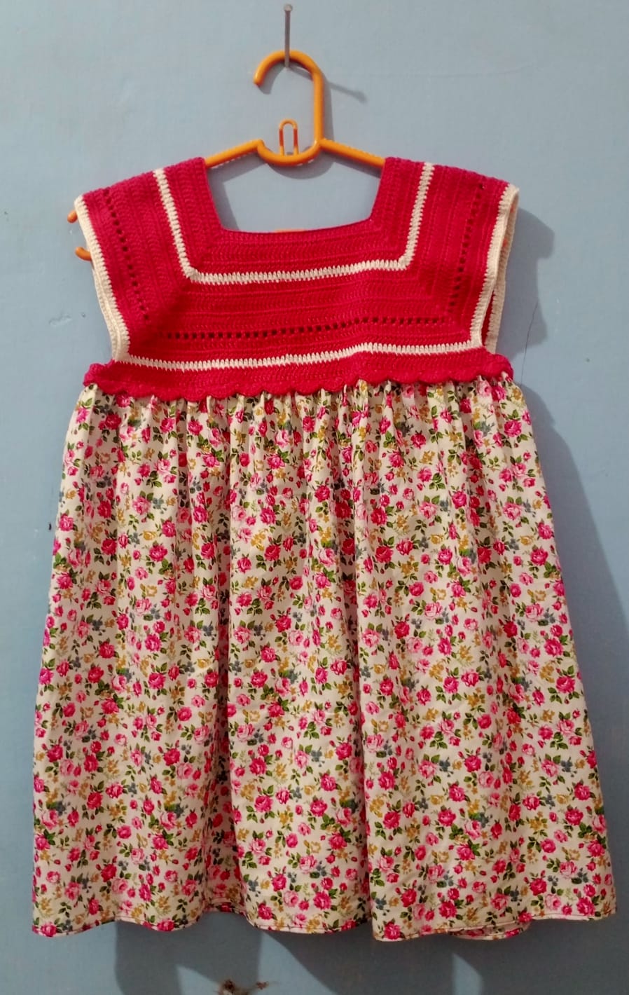 Baju Anak Kombinasi Rajut Warna Merah